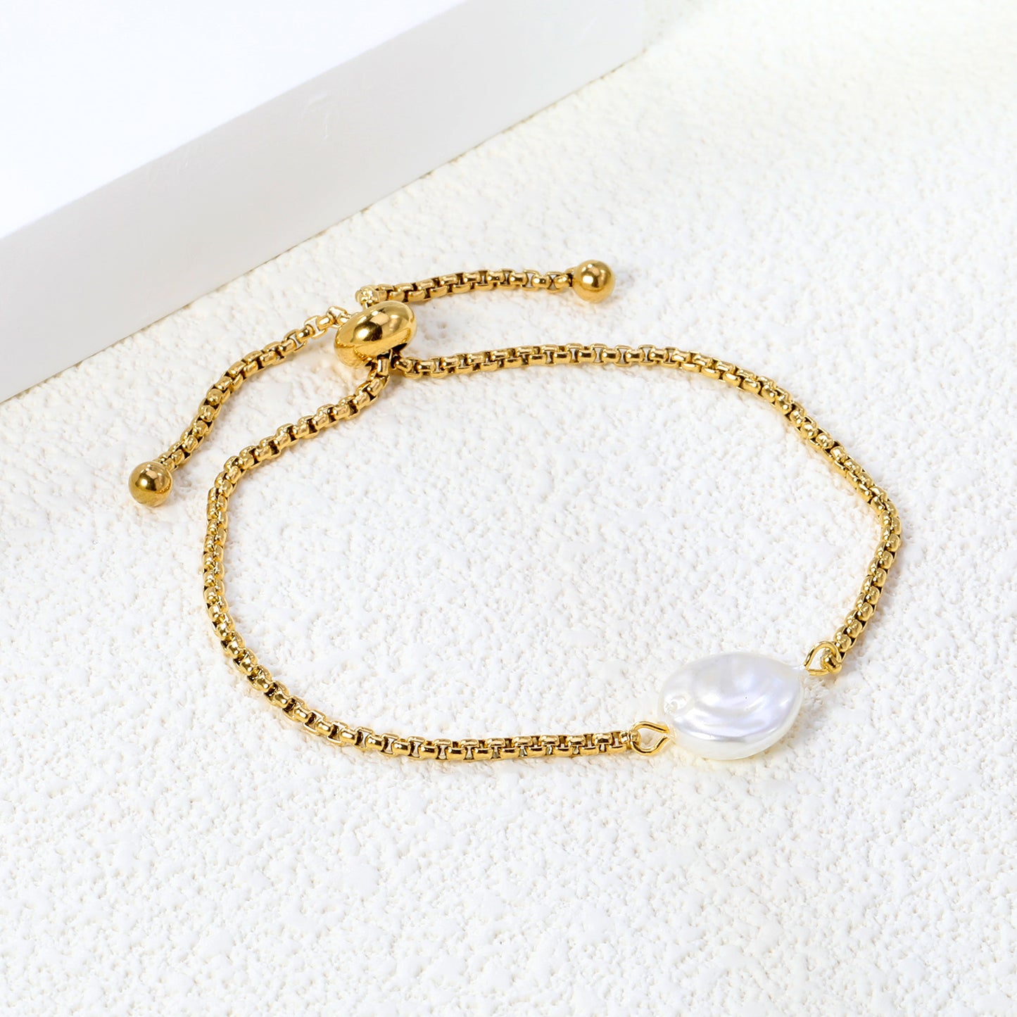 Pearl Disc Adjustable Bracelet