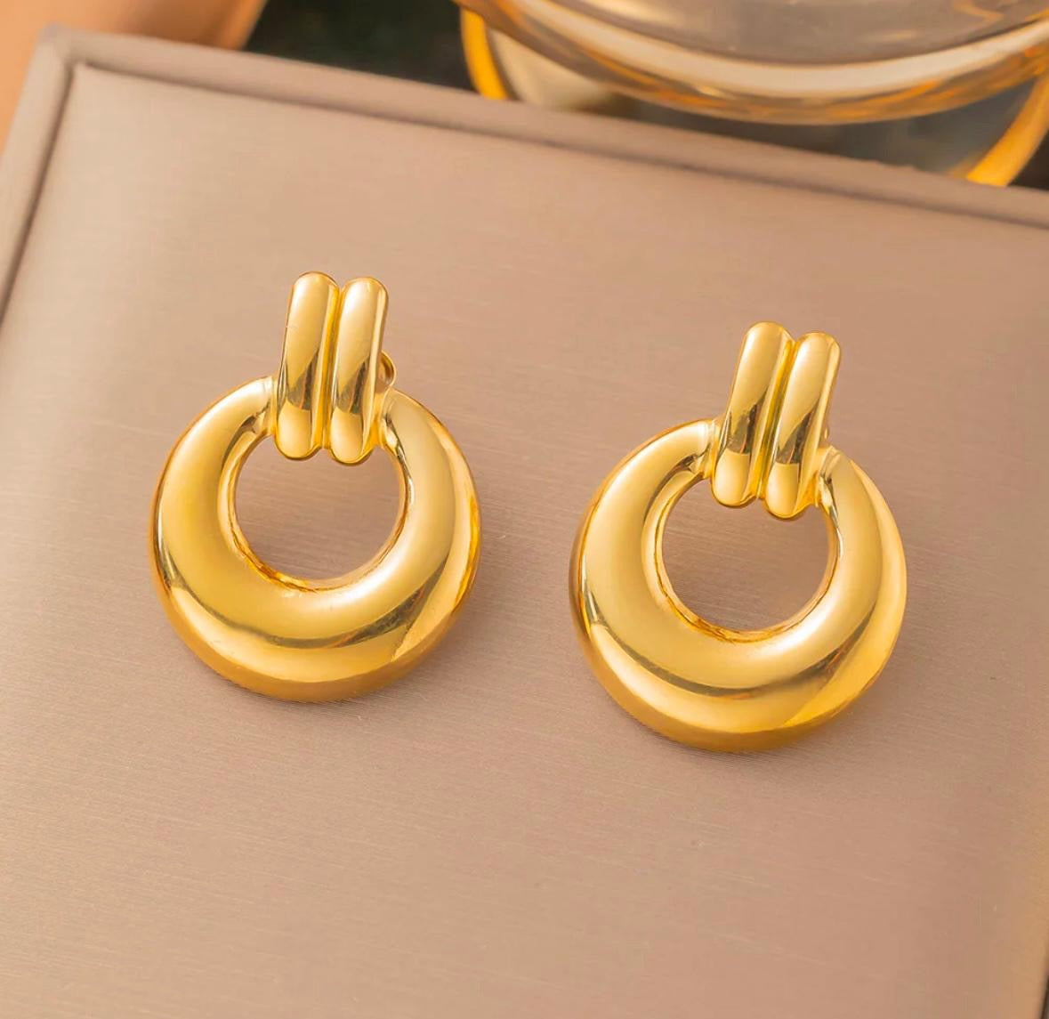 Bold Gold Circle Hoop Earrings