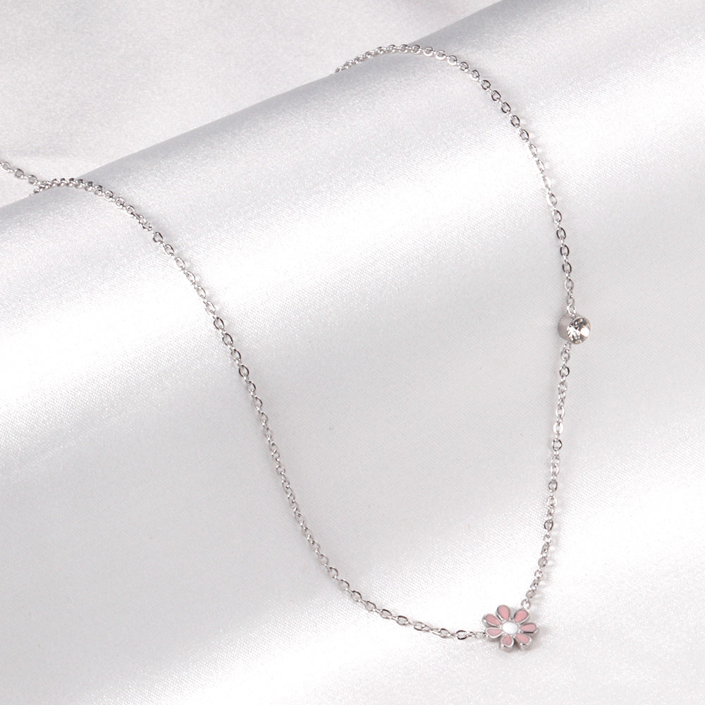 Daisy Flower Pendant Necklace with Crystal Accent