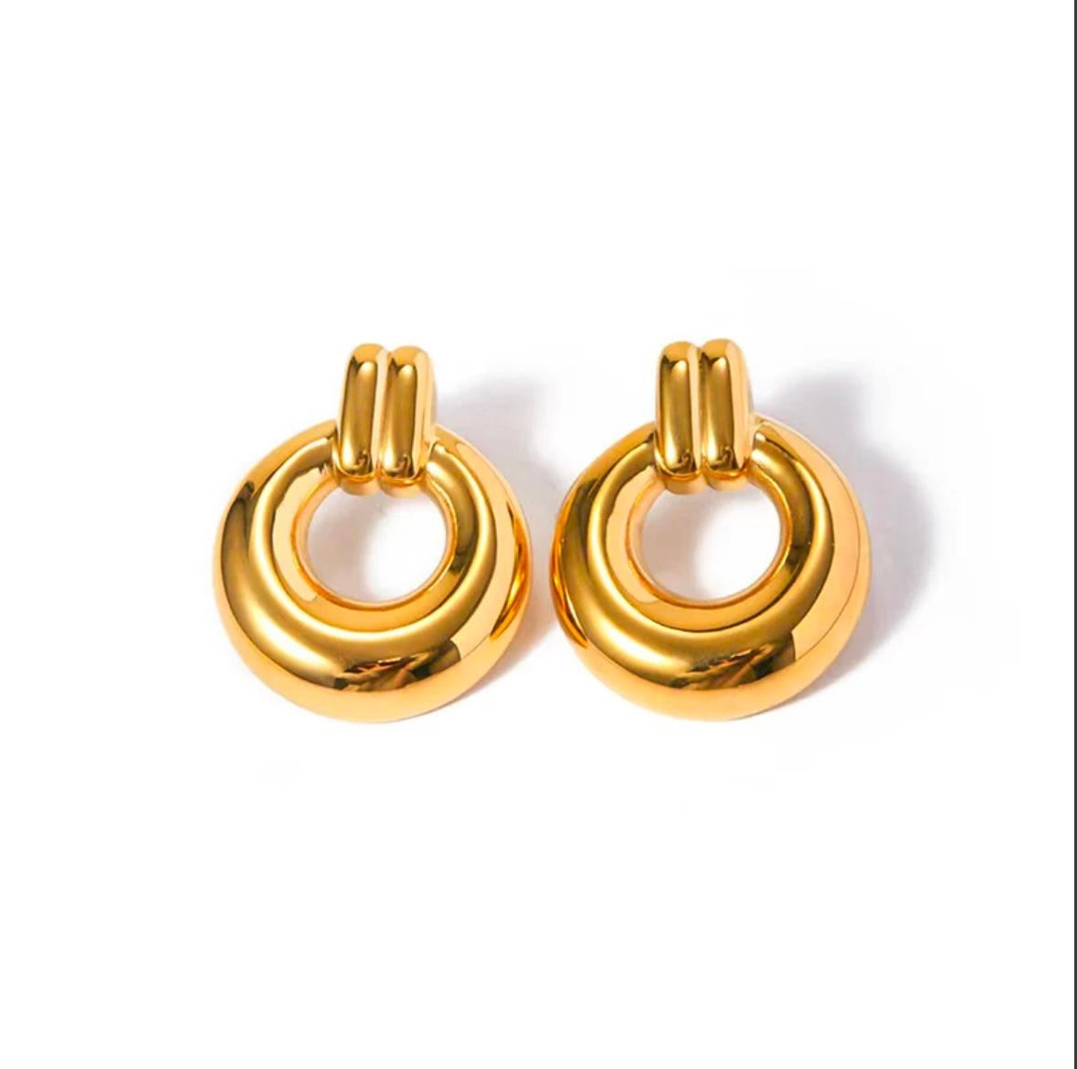 Bold Gold Circle Hoop Earrings